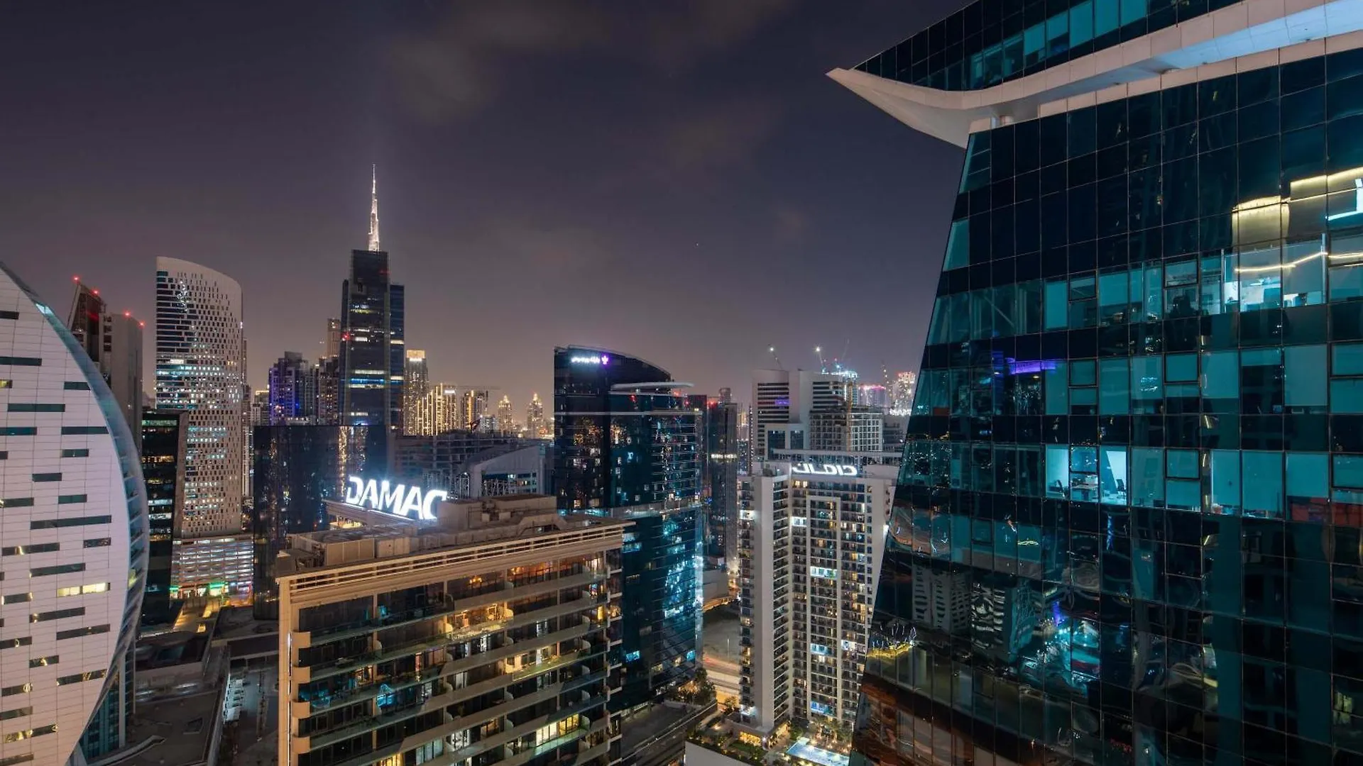 Frank Porter - Urban Oasis Dubai