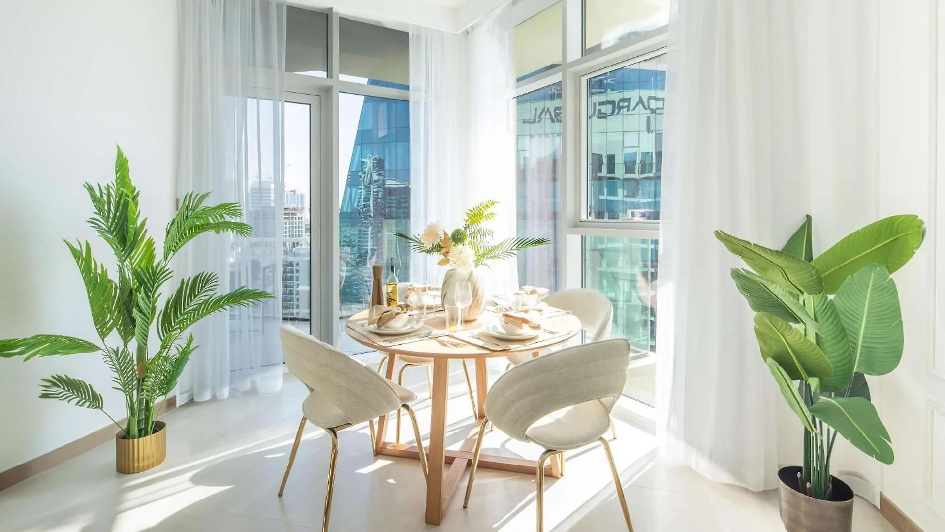 Apartment Frank Porter - Urban Oasis Dubai United Arab Emirates